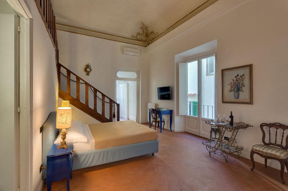 Residenza D'Epoca Borgo Albizi Hotel Firenze Bagian luar foto
