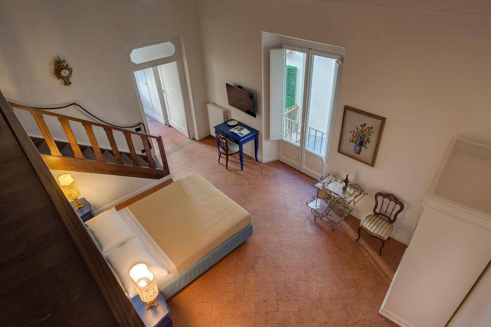 Residenza D'Epoca Borgo Albizi Hotel Firenze Bagian luar foto
