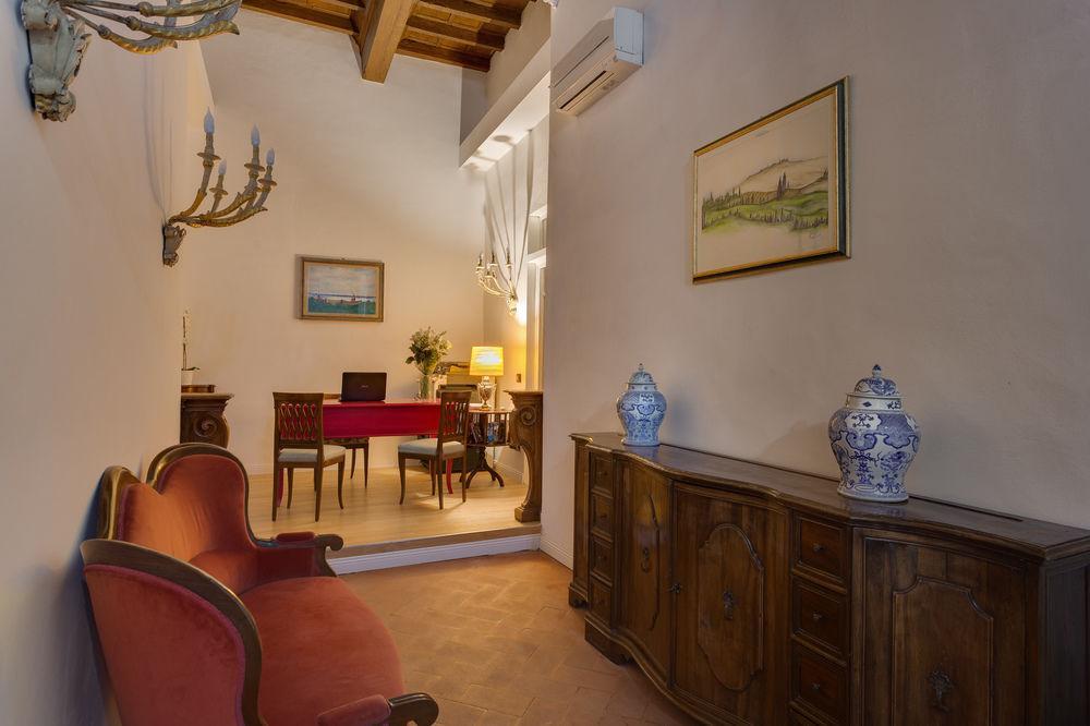 Residenza D'Epoca Borgo Albizi Hotel Firenze Bagian luar foto