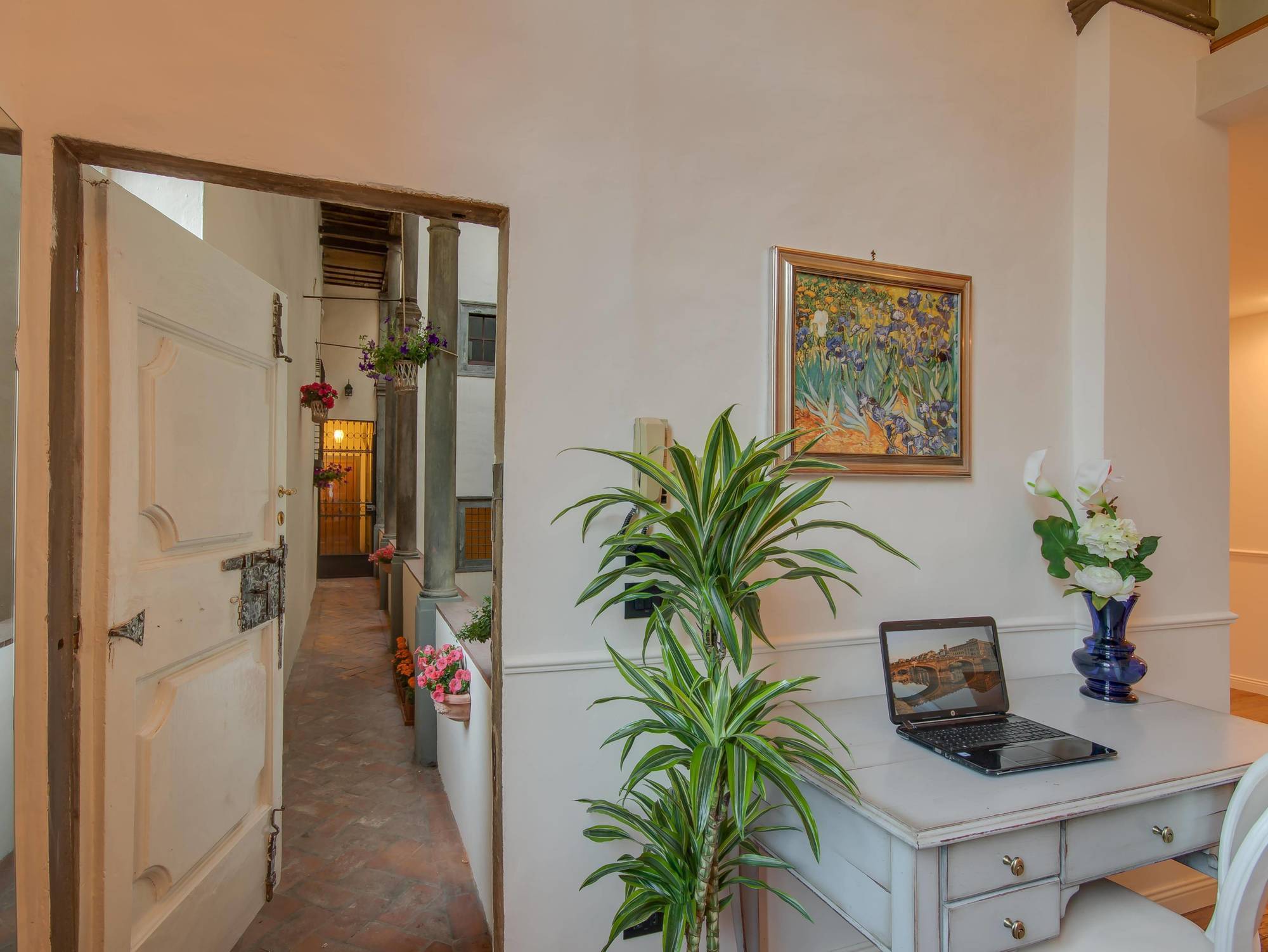 Residenza D'Epoca Borgo Albizi Hotel Firenze Bagian luar foto